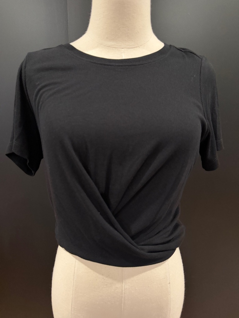 NWT - Marine Layer Brielle Ribbed Modal Twist Front Tee Black - Small - Picture 3 of 9
